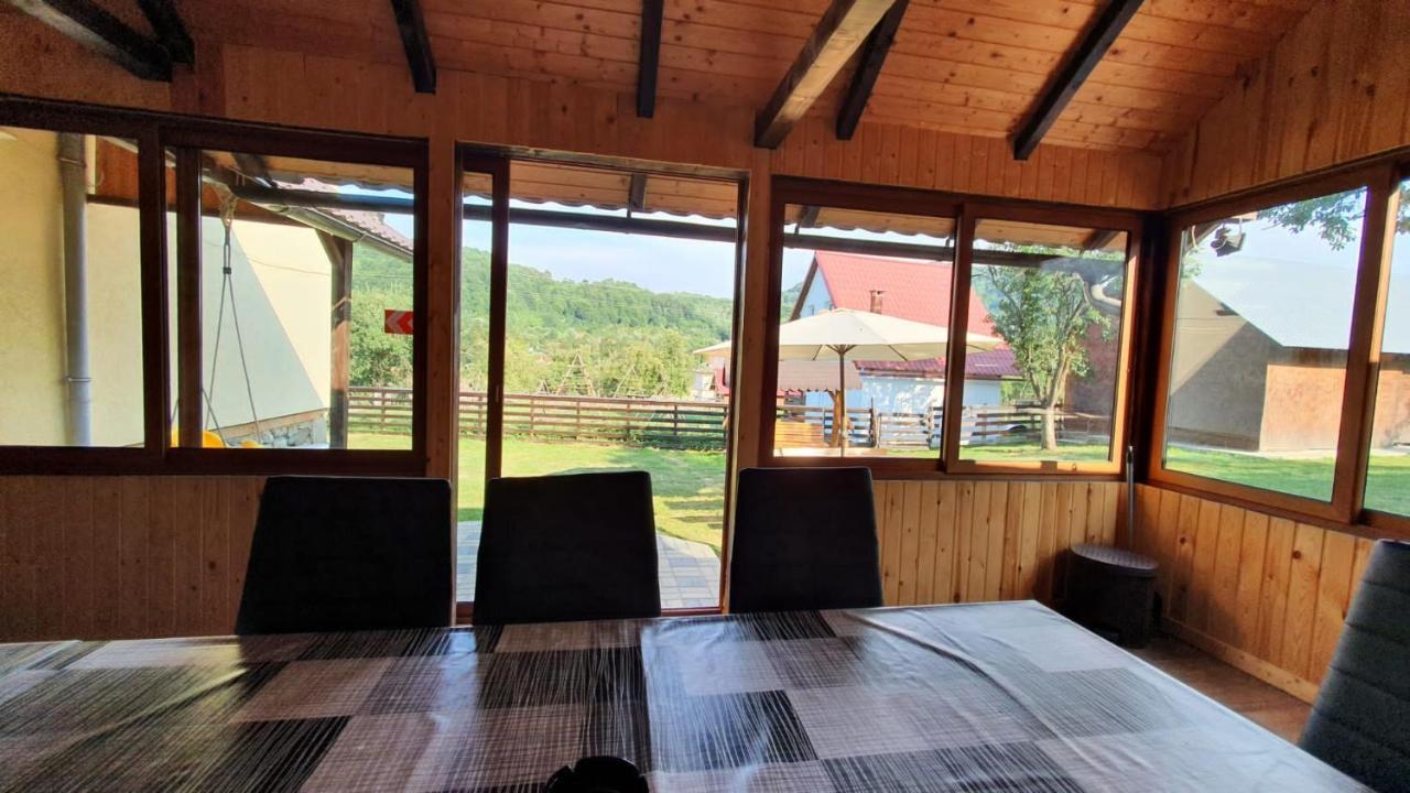 Popasul Galesean Galesu Exterior foto