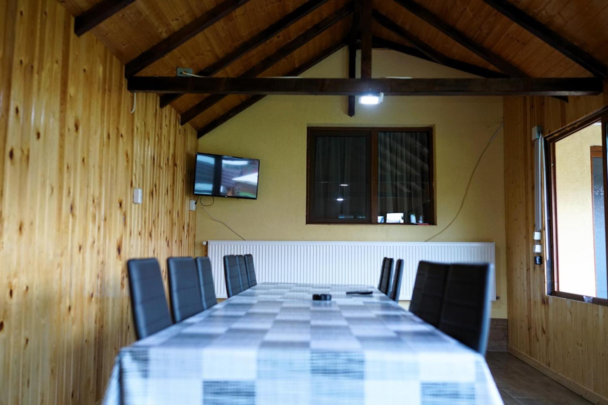 Popasul Galesean Galesu Exterior foto